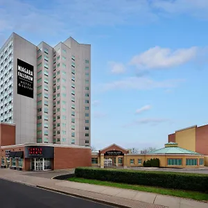 Fallsview & Hotel Niagara Falls